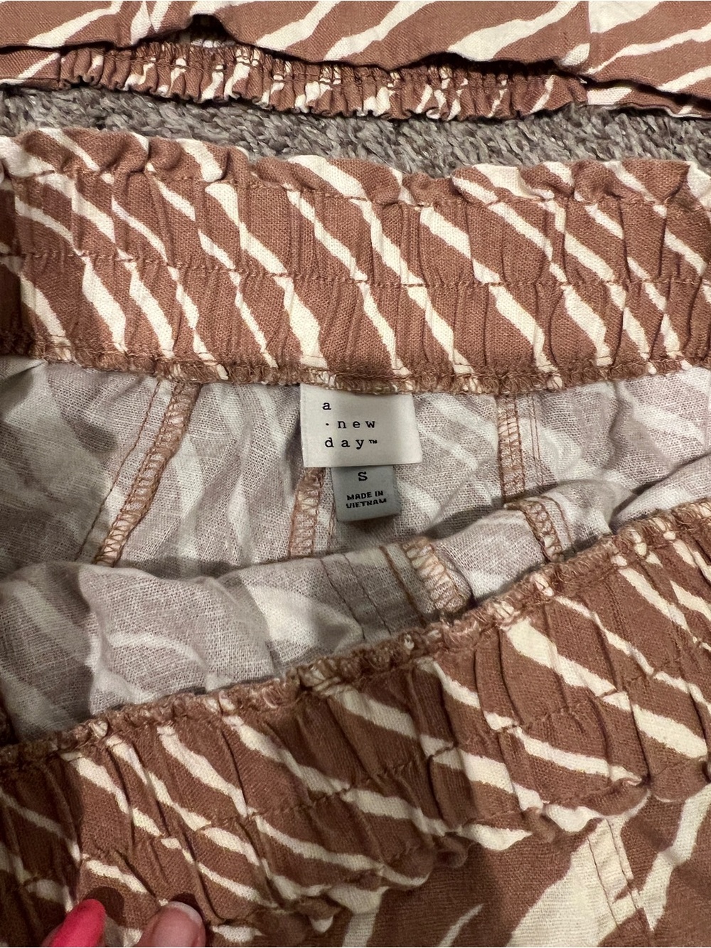 A New Day Brown Zebra Print Linen Blend Shorts Crop Set small xsmall - Picture 4 of 6